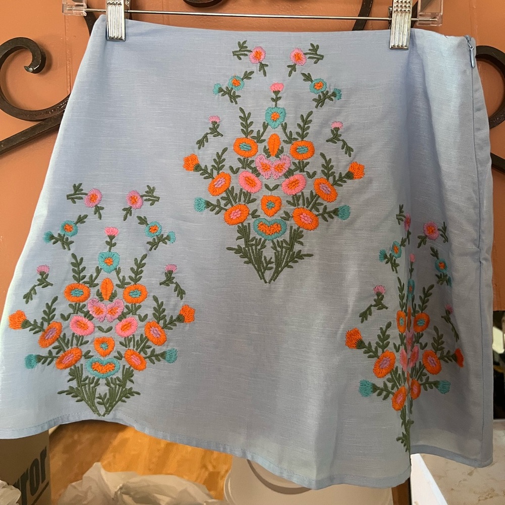J. Marie Mini Skirt NWT, Size XS.